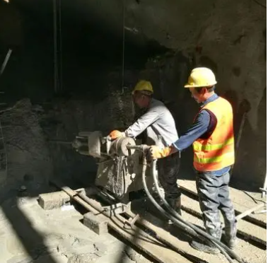 鸠江水下抗分散灌浆料特点 水下不分散注浆料介绍